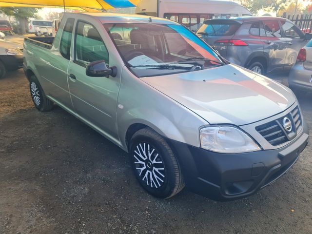 2019 Nissan NP200, photo 2