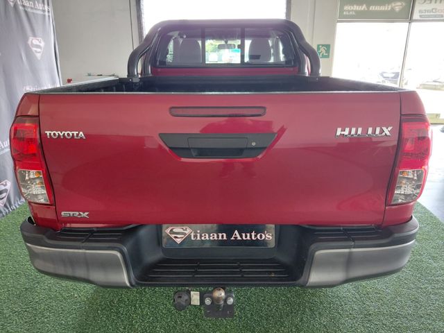 2017 Toyota Hilux 2.4 GD-6 Raised Body SRX Extended Cab, photo 4