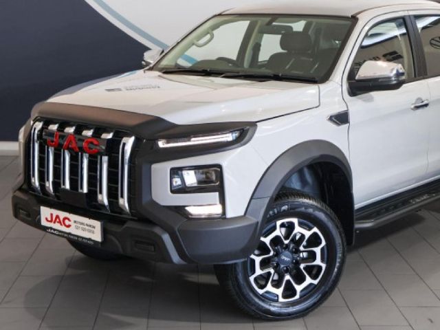 2026 JAC T9 2.0 CTI Lux Auto Double-Cab, photo 4