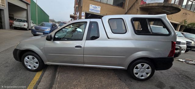 2016 Nissan NP200 1.6 A/C Safety Pack, photo 2