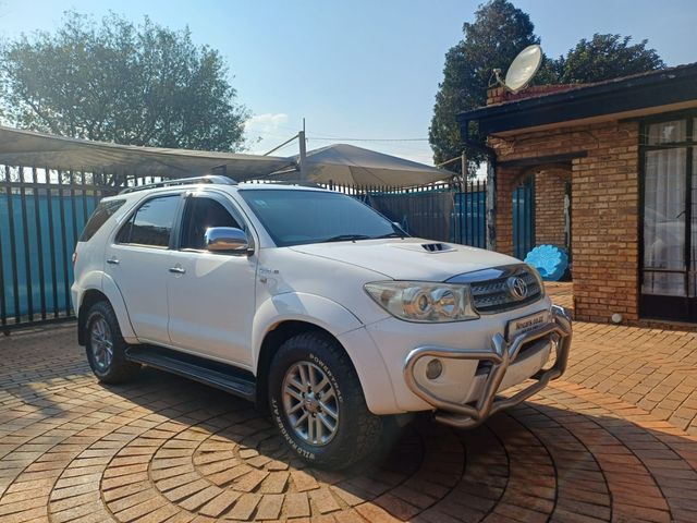 2010 Toyota Fortuner 3.0 D-4D Raised Body 4x4