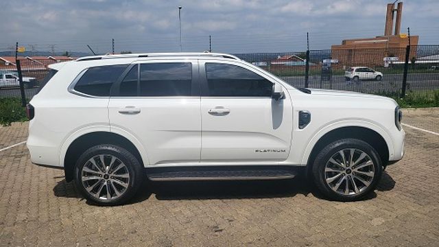 2026 Ford Everest 3.0D V6 Platinum AWD Auto, photo 2