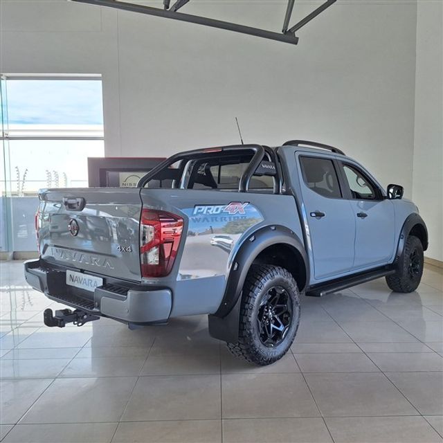 2026 Nissan Navara 2.5DDTi PRO-4X Warrior 4x4 Double-Cab Auto, photo 5