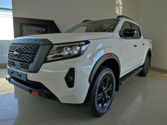 2026 Nissan Navara 2.5 DDTi PRO-2X Auto Double-Cab, photo 4