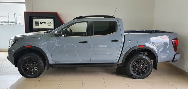 2026 Nissan Navara 2.5 DDTi PRO-4X 4X4 Auto Double-Cab, photo 3
