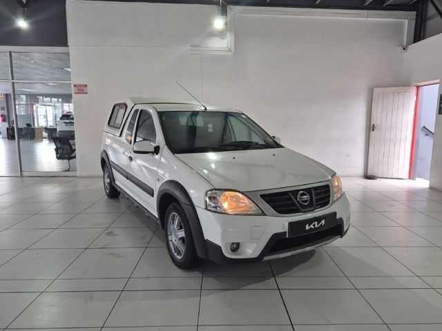 2022 Nissan NP200 1.6 SE