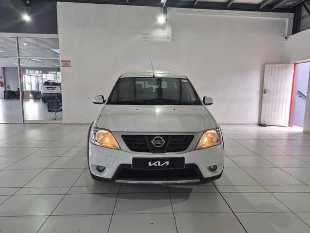 2022 Nissan NP200 1.6 SE, photo 2