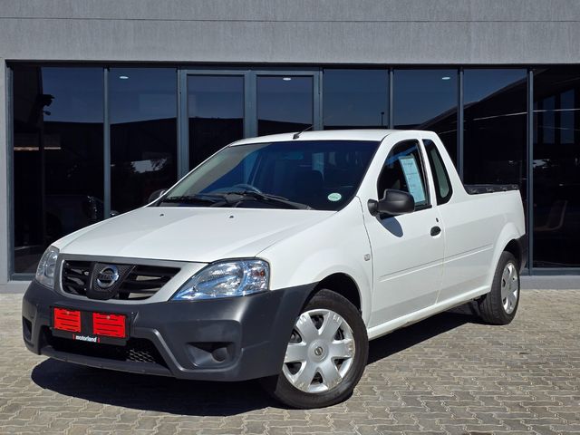 2018 Nissan NP200 1.6 A/C Safety Pack, photo 3