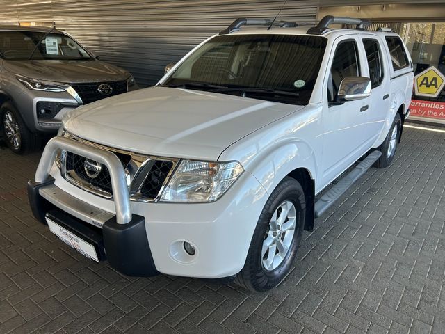 2014 Nissan Navara 2.5 dCi LE Double-Cab