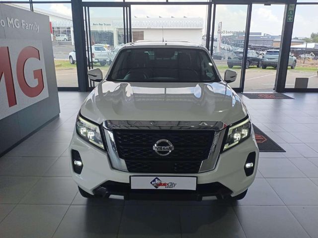 2024 Nissan Navara 2.5 DDTi LE Plus 4X4 Auto Double-Cab, photo 2