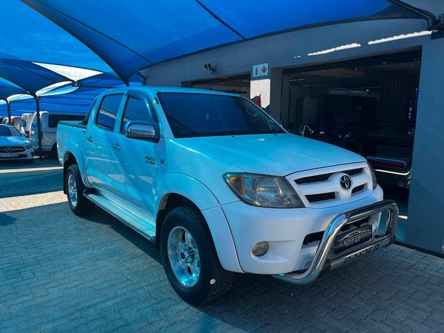 2005 Toyota Hilux 2700i Raider Raised Body Double-Cab