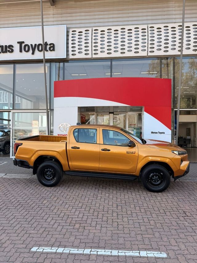 2026 Toyota Hilux 2.8 GD-6 RB SRX Auto Double-Cab