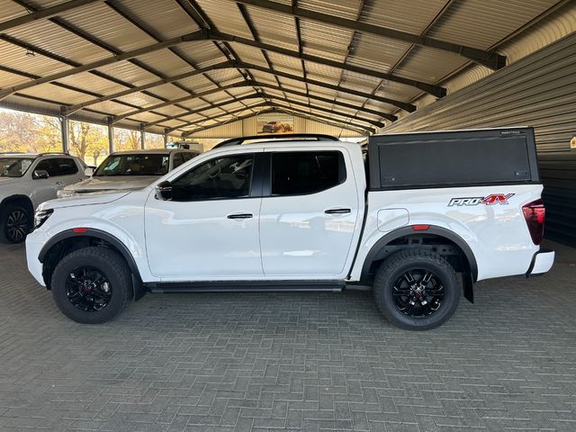 2025 Nissan Navara 2.5 DDTi PRO-4X 4X4 Auto Double-Cab, photo 2