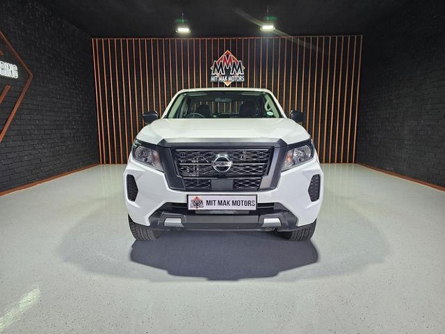 2024 Nissan Navara 2.5 DDTi SE Plus Auto Double-Cab, photo 2