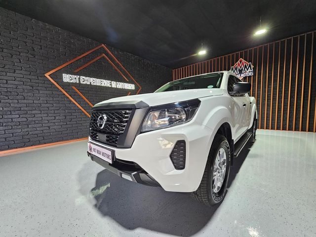 2024 Nissan Navara 2.5 DDTi SE Plus Auto Double-Cab, photo 4