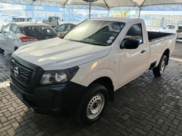 2022 Nissan Navara 2.5 DDTi SE Single-Cab, photo 3