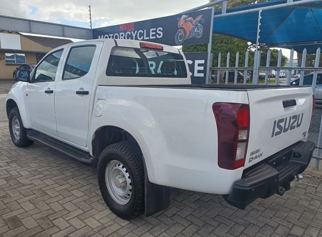 2022 Isuzu D-Max 250 HO Hi-Rider Double-Cab, photo 2