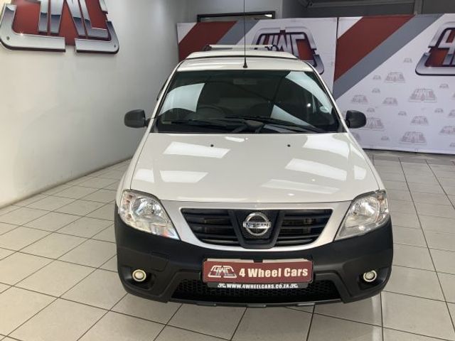 2021 Nissan NP200 1.6 A/C Safety Pack, photo 2