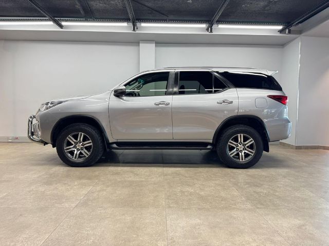 2019 Toyota Fortuner 2.4 GD-6 Raised Body Auto, photo 2