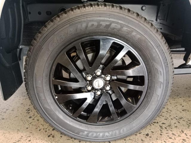2024 Nissan Navara 2.5 DDTi SE Double-Cab, photo 5
