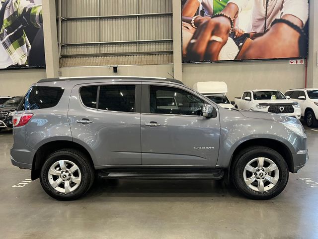 2016 Chevrolet Trailblazer 2.8 LTZ Auto, photo 2