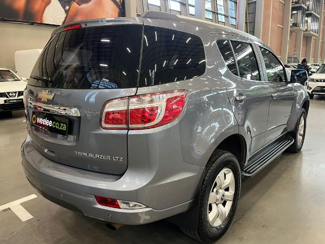 2016 Chevrolet Trailblazer 2.8 LTZ Auto, photo 3