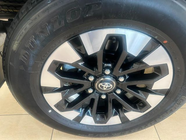 2026 Toyota Hilux 2.8 GD-6 RB Raider X 4x4 Auto Extended Cab, photo 4