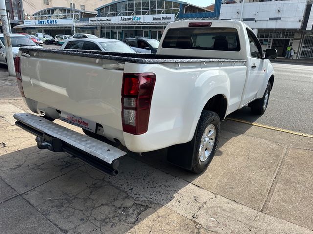 2021 Isuzu D-Max 250C Single-Cab, photo 4