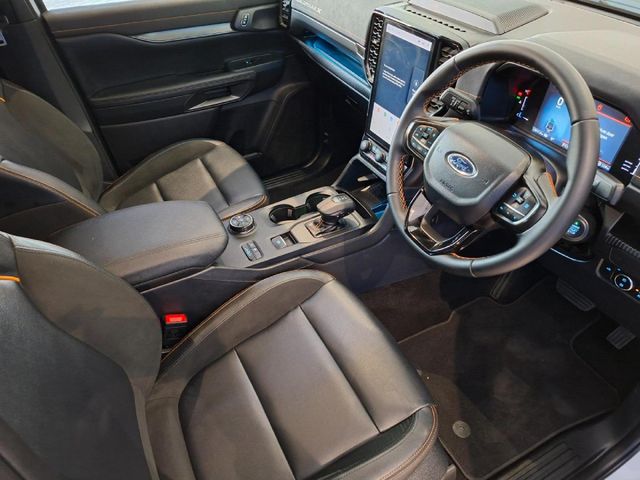 2025 Ford Ranger 2.0D Bi-Turbo Wildtrak X AWD Double-Cab Auto, photo 3