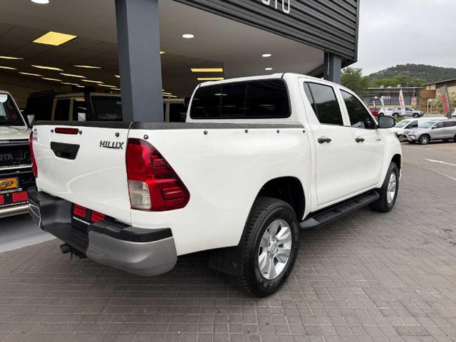 2019 Toyota Hilux 2.4 GD-6 SRX 4x4 Double-Cab, photo 3