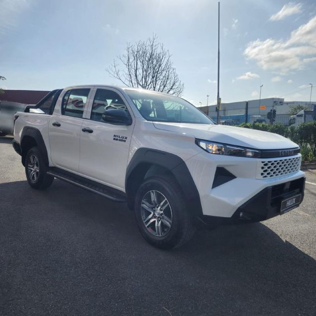 2026 Toyota Hilux 2.8 GD-6 RB SRX 4x4 Auto Double-Cab, photo 3
