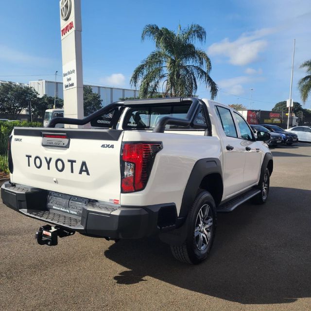 2026 Toyota Hilux 2.8 GD-6 RB SRX 4x4 Auto Double-Cab, photo 4