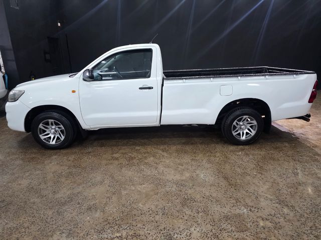 2013 Toyota Hilux 2.5 D-4D S Single-Cab, photo 2