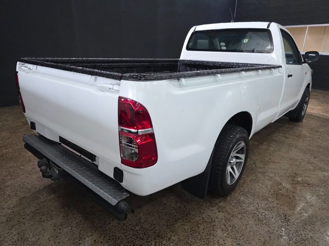 2013 Toyota Hilux 2.5 D-4D S Single-Cab, photo 4