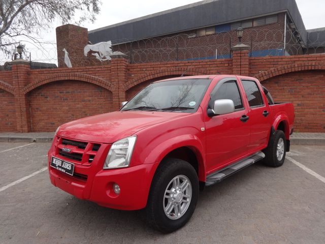 2012 Isuzu KB 250D-Teq Double-Cab LE KB72