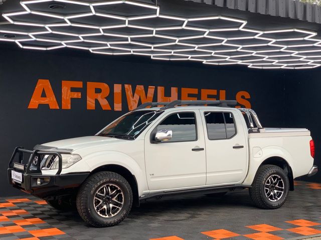 2011 Nissan Navara 3.0 dCi LE Auto 4x4 Double-Cab, photo 4