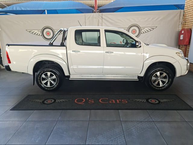 2010 Toyota Hilux 3.0 D-4D Raider Raised Body Double-Cab, photo 3