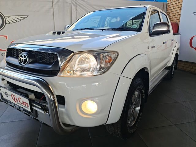 2010 Toyota Hilux 3.0 D-4D Raider Raised Body Double-Cab, photo 5
