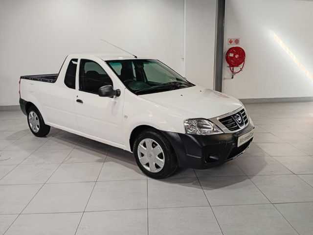 2024 Nissan NP200 1.6 A/C Safety Pack
