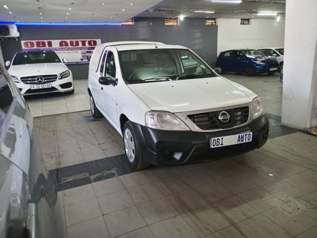 2017 Nissan NP200 1.6 A/C Safety Pack, photo 5