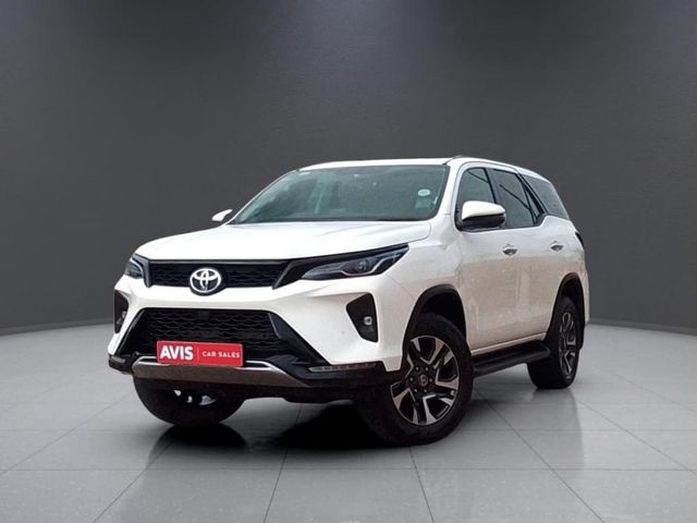 2025 Toyota Fortuner 2.4 GD-6 R/B Auto, photo 3