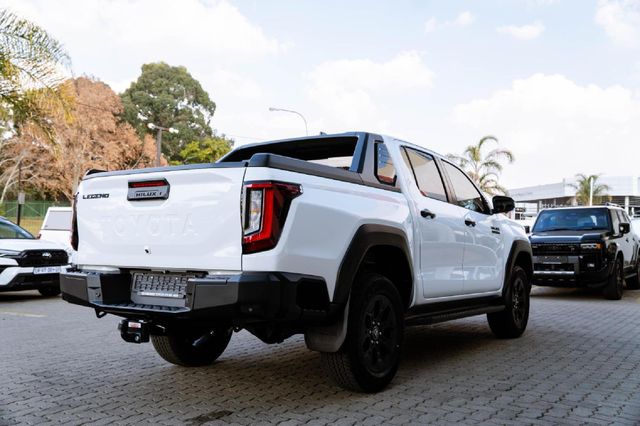 2026 Toyota Hilux 2.8 GD-6 RB Legend Auto Double-Cab (Mhev), photo 5