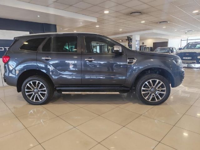 2022 Ford Everest 2.0D Bi-Turbo LTD 4x4 Auto, photo 3