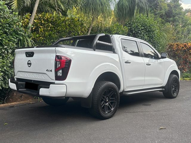 2023 Nissan Navara 2.5 DDTi LE Plus 4X4 Auto Double-Cab, photo 3