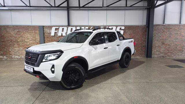 2024 Nissan Navara 2.5 DDTi PRO-2X Auto Double-Cab, photo 3