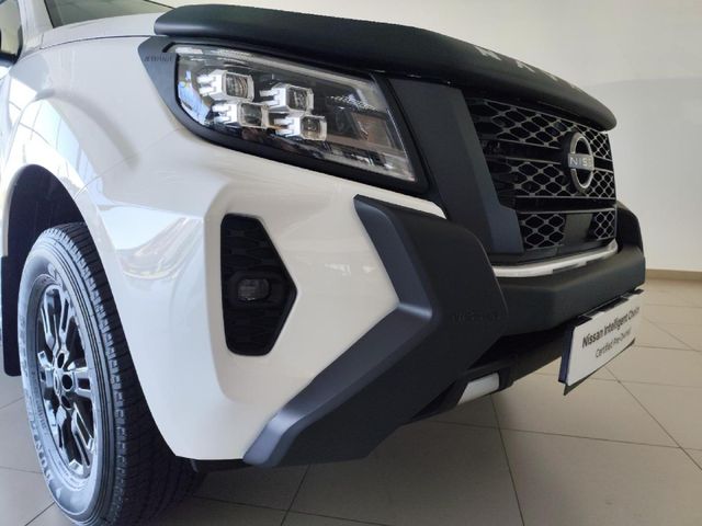 2026 Nissan Navara 2.5DDTi Stealth Auto, photo 2