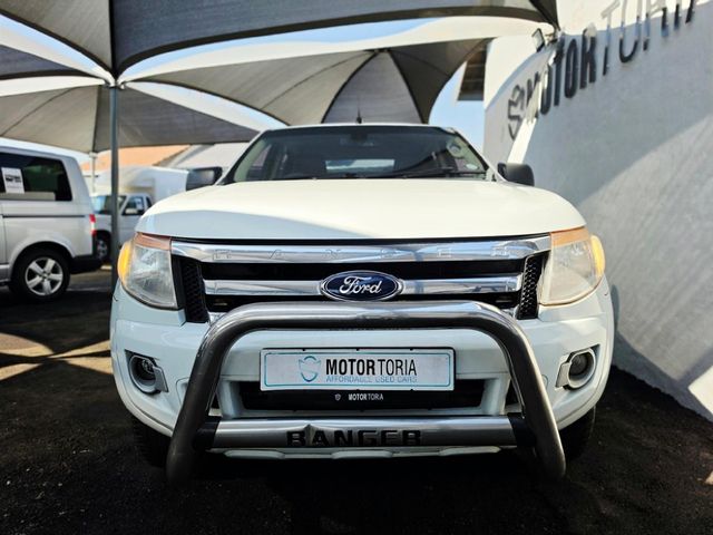 2015 Ford Ranger 3.2 TDCi XLT Auto Double-Cab, photo 2