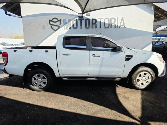 2015 Ford Ranger 3.2 TDCi XLT Auto Double-Cab, photo 4