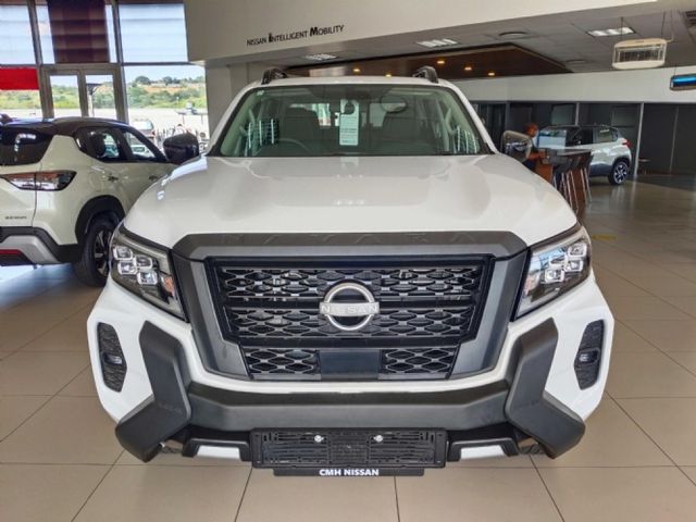 2026 Nissan Navara 2.5DDTi Stealth Auto, photo 2