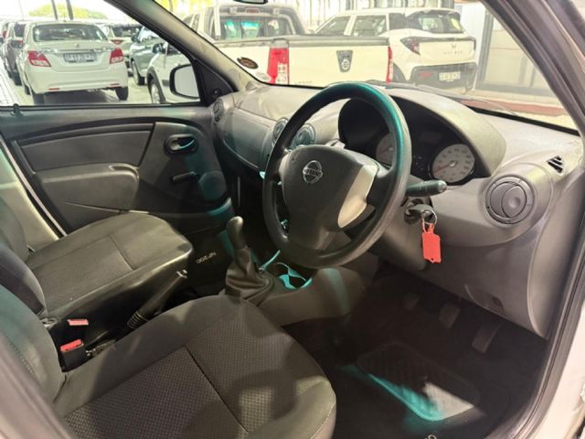 2024 Nissan NP200 1.6 A/C Safety Pack, photo 5